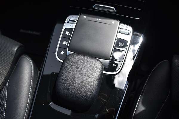 2019 Mercedes-Benz A-Class A200 V177