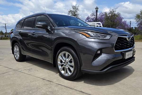 2024 Toyota Kluger Grande AXUH78R