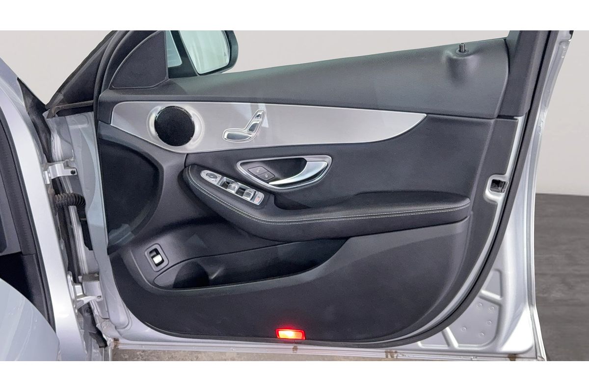 2018 Mercedes-Benz C-Class C200 W205