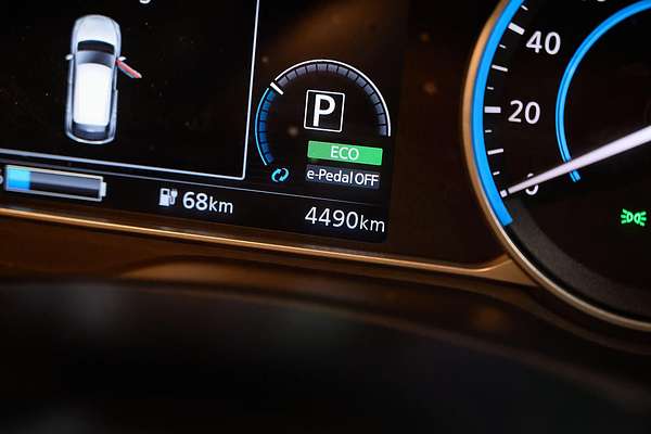 2023 Nissan LEAF ZE1