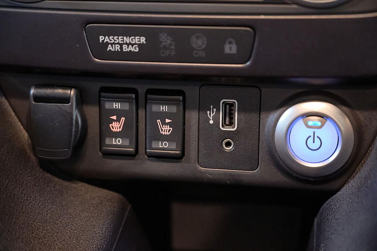 2023 Nissan LEAF ZE1