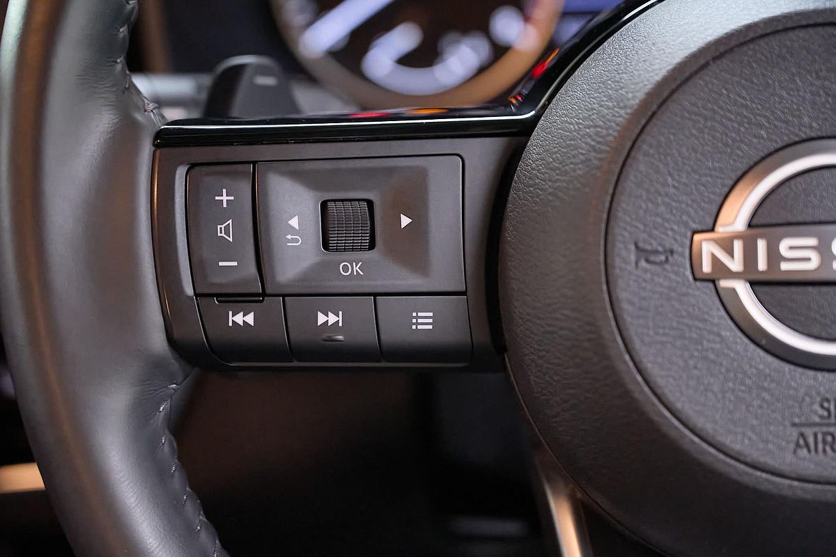 2024 Nissan X-TRAIL ST-L T33