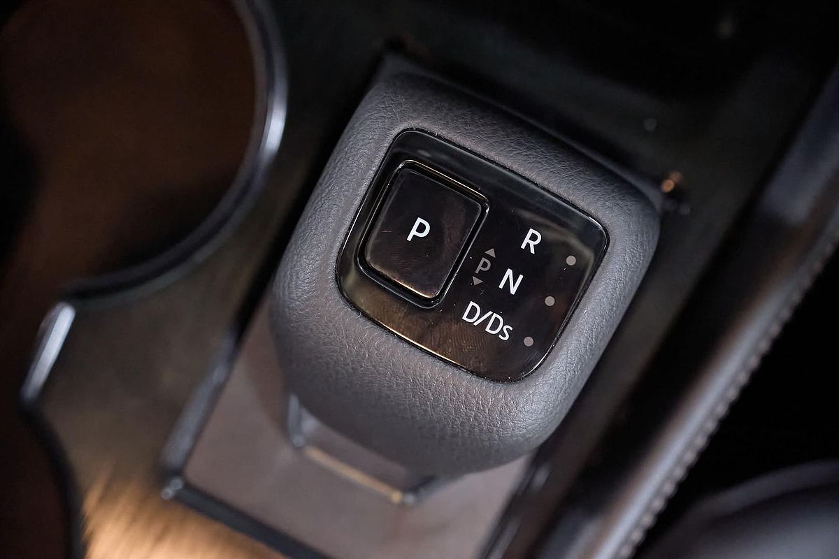 2024 Nissan X-TRAIL ST-L T33