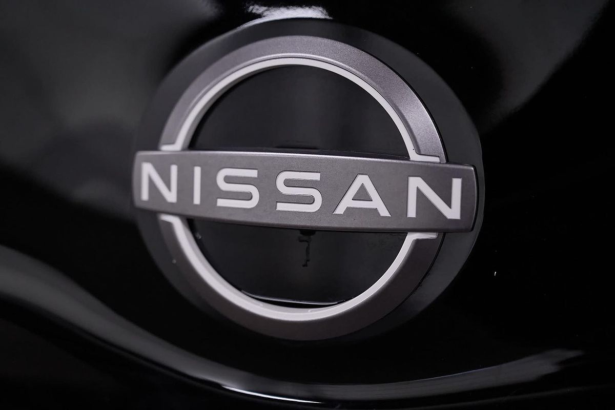 2023 Nissan LEAF ZE1