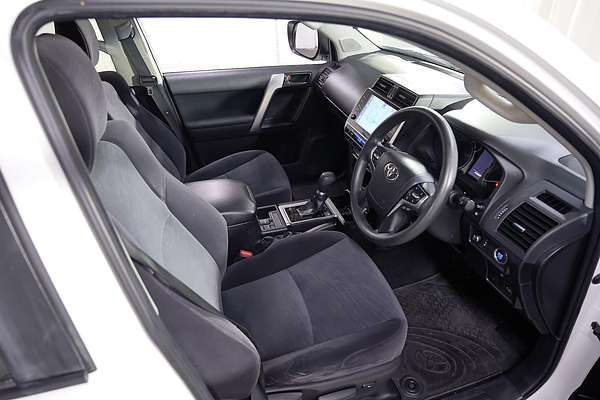 2022 Toyota Landcruiser Prado GX GDJ150R