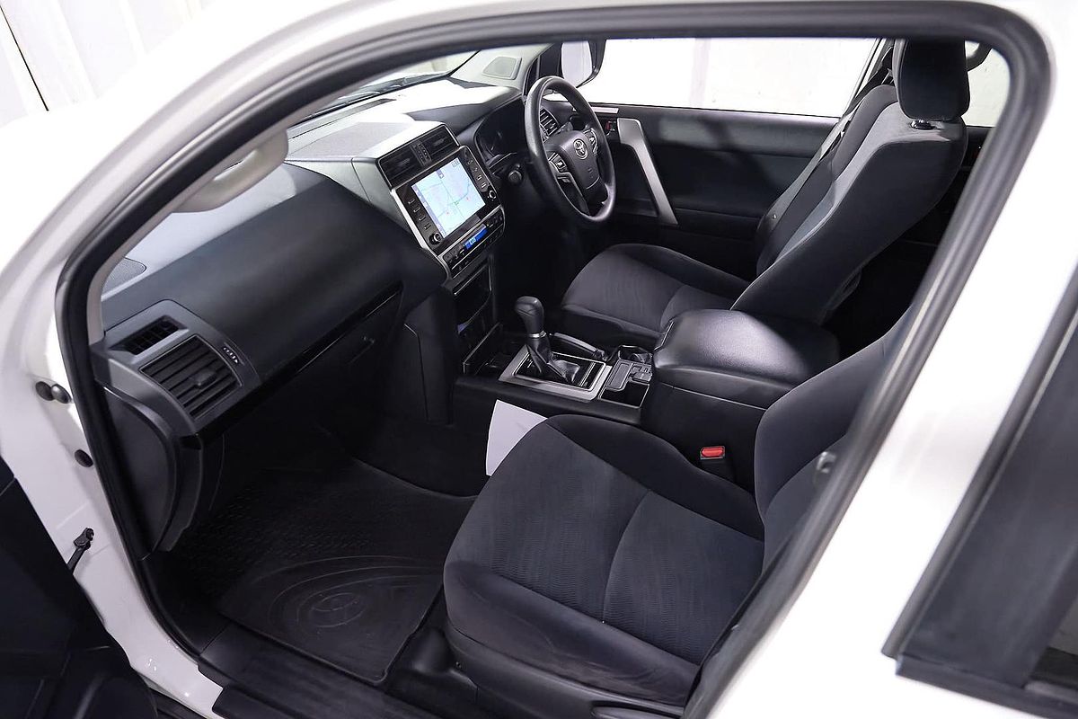 2022 Toyota Landcruiser Prado GX GDJ150R