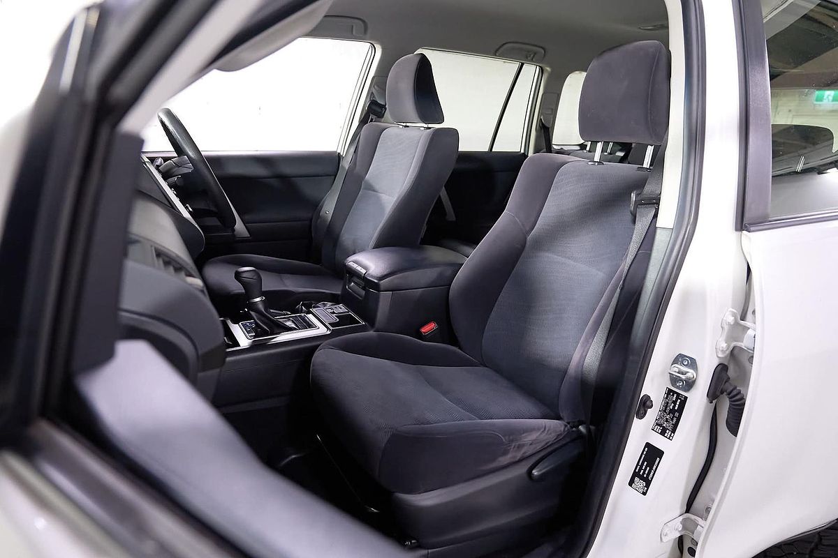 2022 Toyota Landcruiser Prado GX GDJ150R