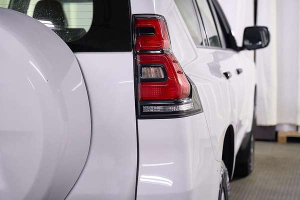 2022 Toyota Landcruiser Prado GX GDJ150R