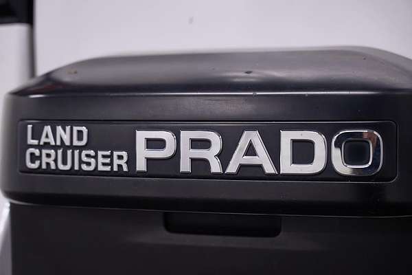 2022 Toyota Landcruiser Prado GX GDJ150R