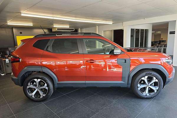 2025 Renault Duster Techno X1311