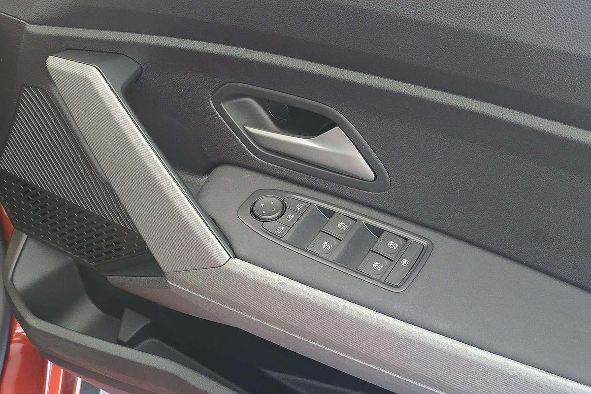 2025 Renault Duster Techno X1311