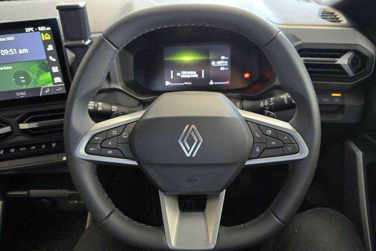 2025 Renault Duster Techno X1311