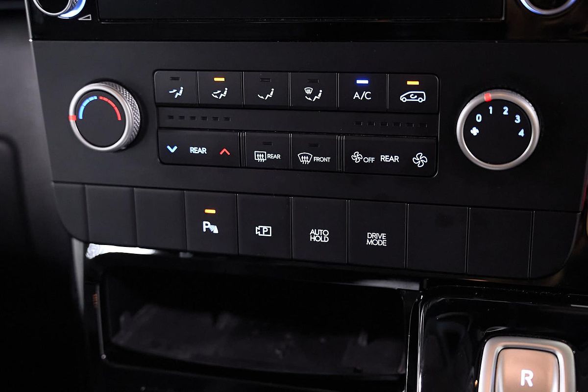 2022 Hyundai STARIA US4.V1