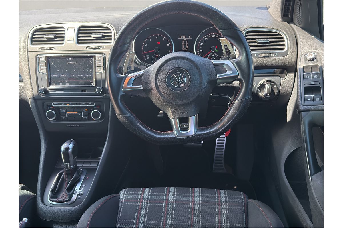 2013 Volkswagen GOLF