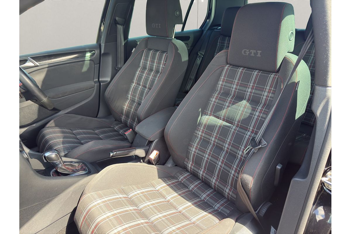 2013 Volkswagen GOLF