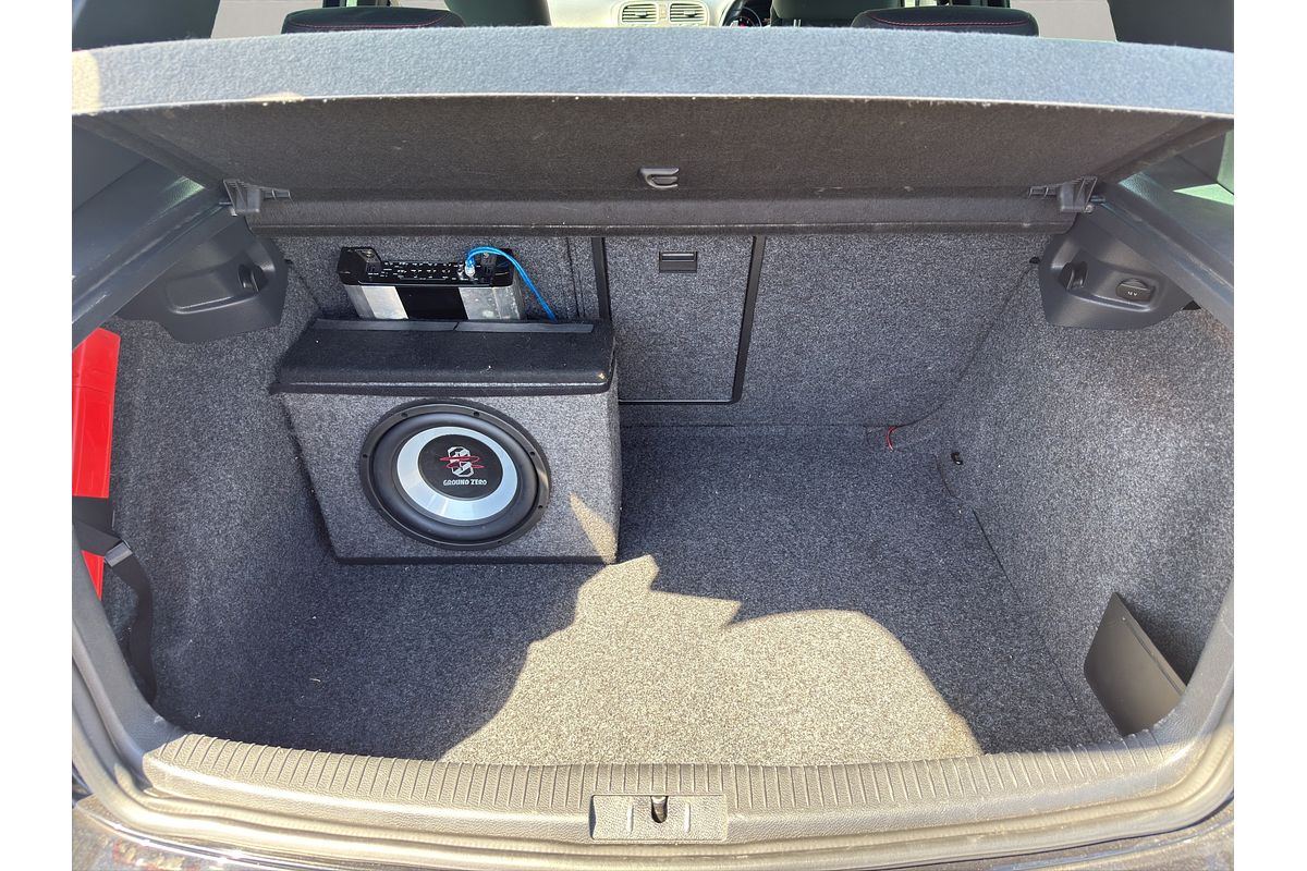 2013 Volkswagen GOLF