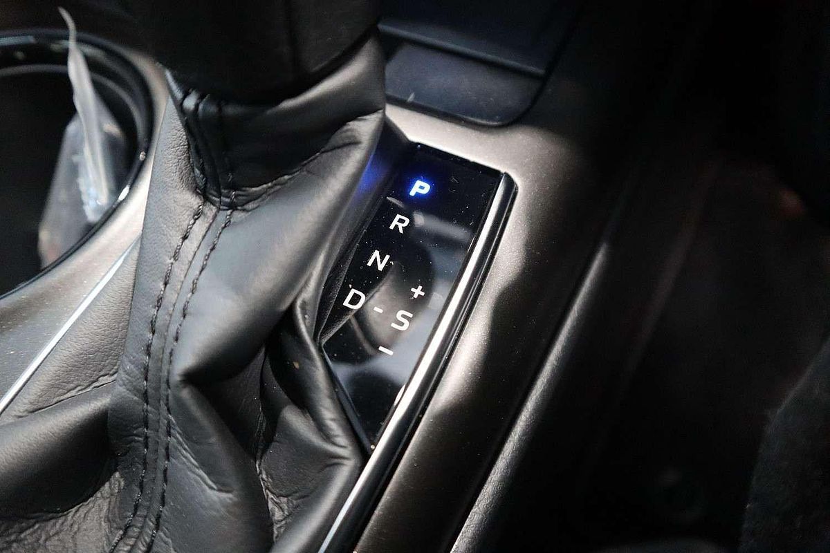 2023 Toyota Camry Ascent AXVH70R