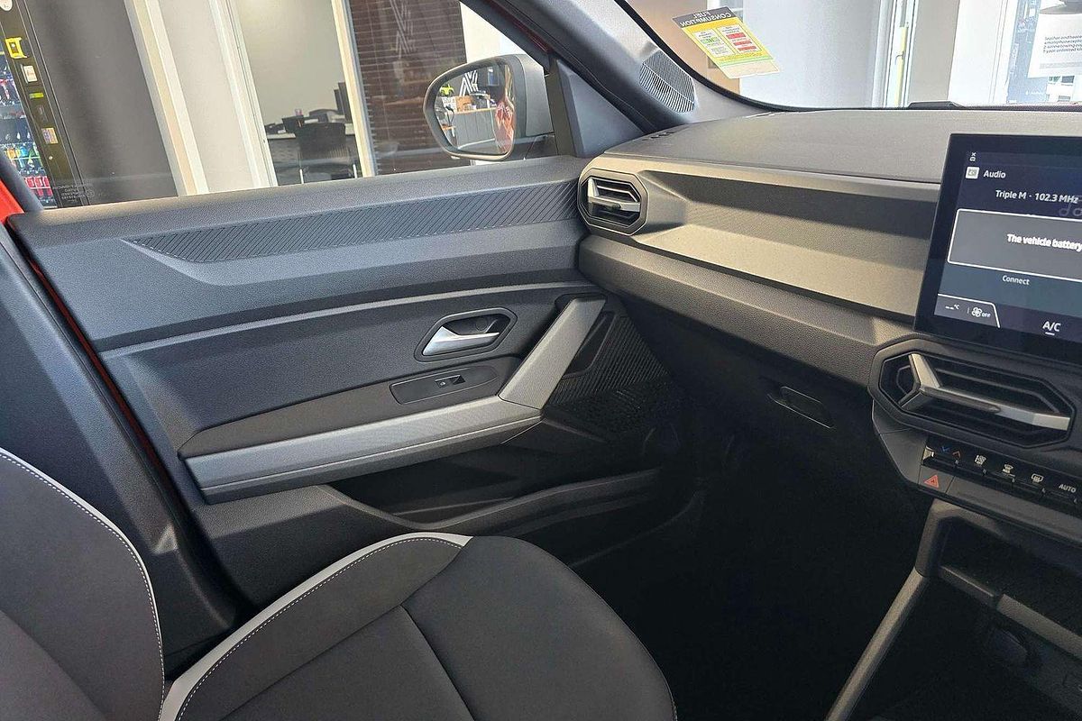 2025 Renault Duster Techno X1311