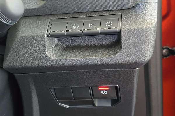 2025 Renault Duster Techno X1311