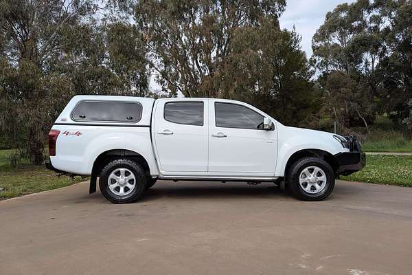 2017 Isuzu D-MAX LS-M  4X4