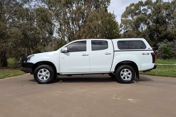 2017 Isuzu D-MAX LS-M  4X4
