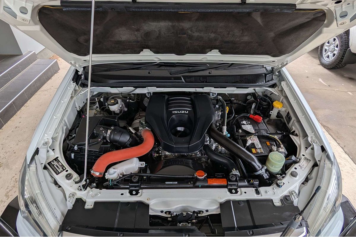 2017 Isuzu D-MAX LS-M  4X4