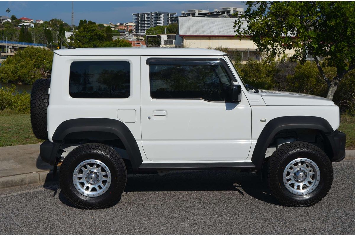 2022 Suzuki Jimny GLX GJ