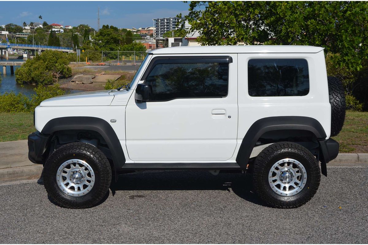 2022 Suzuki Jimny GLX GJ