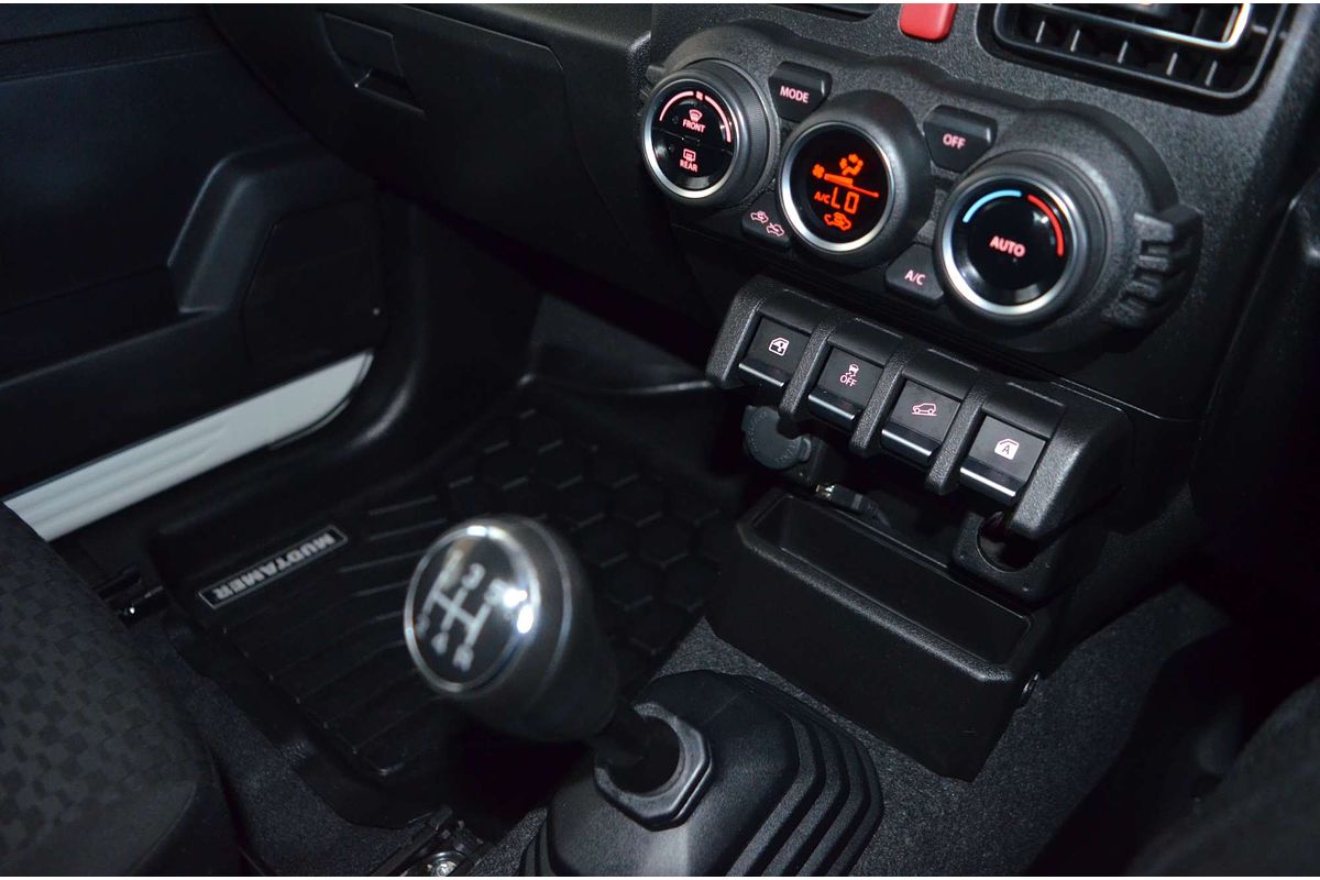 2022 Suzuki Jimny GLX GJ