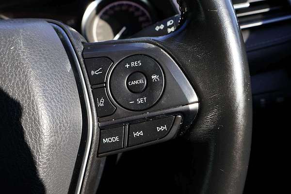 2018 Toyota Camry SX GSV70R