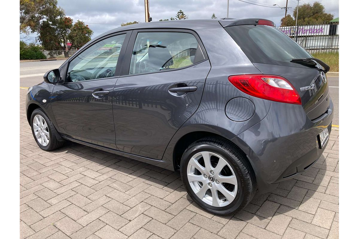 2013 Mazda 2 Neo Sport DE Series 2