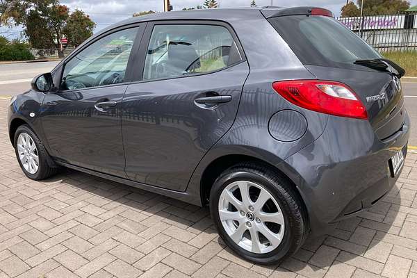 2013 Mazda 2 Neo Sport DE Series 2