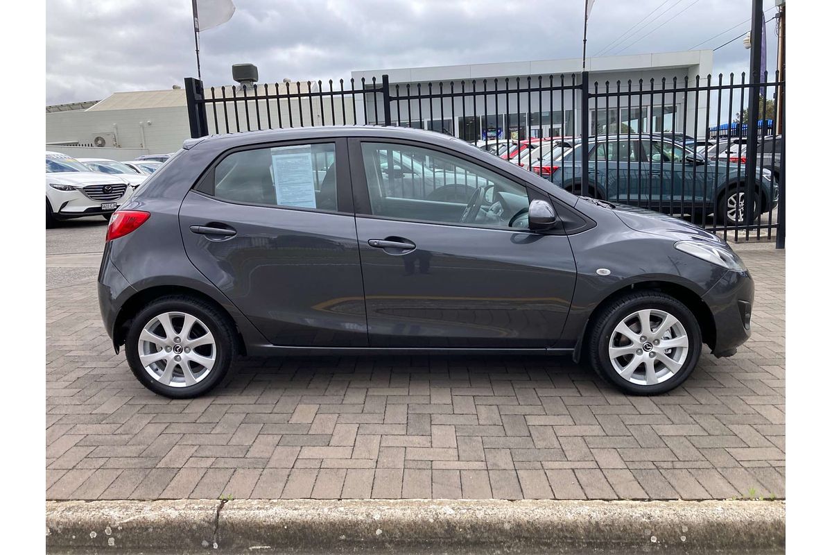 2013 Mazda 2 Neo Sport DE Series 2