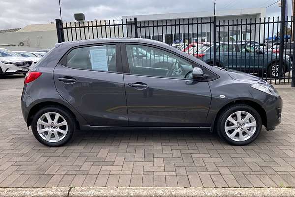 2013 Mazda 2 Neo Sport DE Series 2