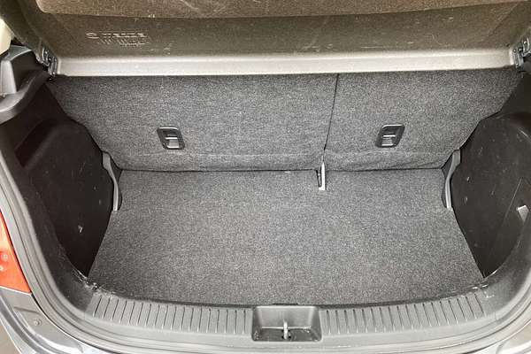 2013 Mazda 2 Neo Sport DE Series 2