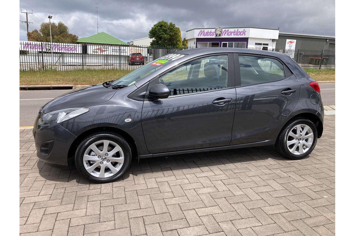2013 Mazda 2 Neo Sport DE Series 2