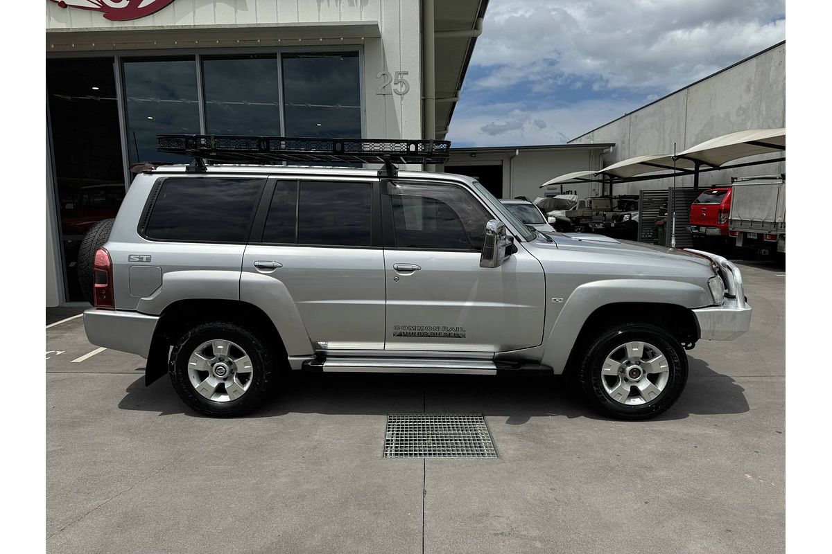 2012 Nissan Patrol ST GU 8