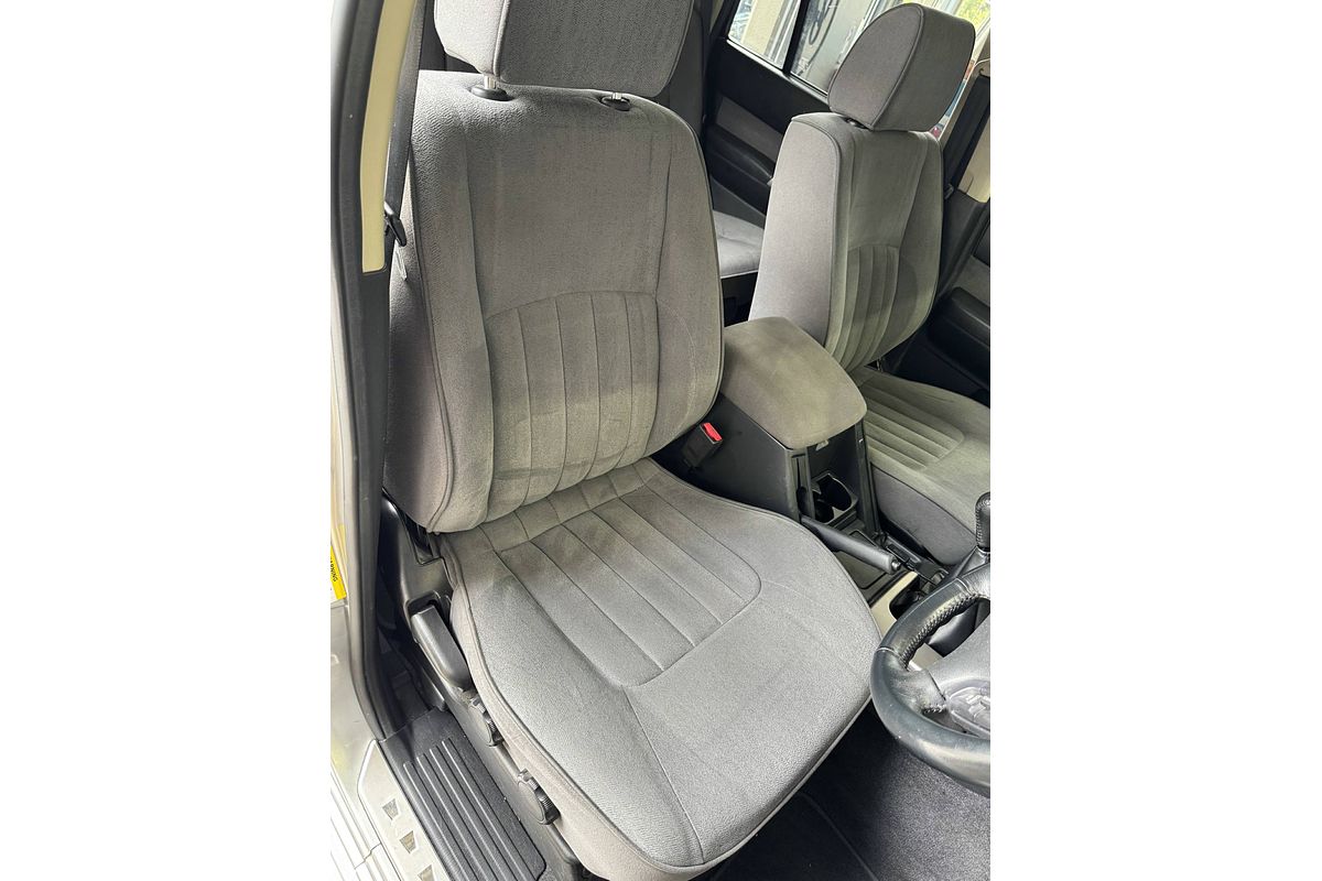 2012 Nissan Patrol ST GU 8