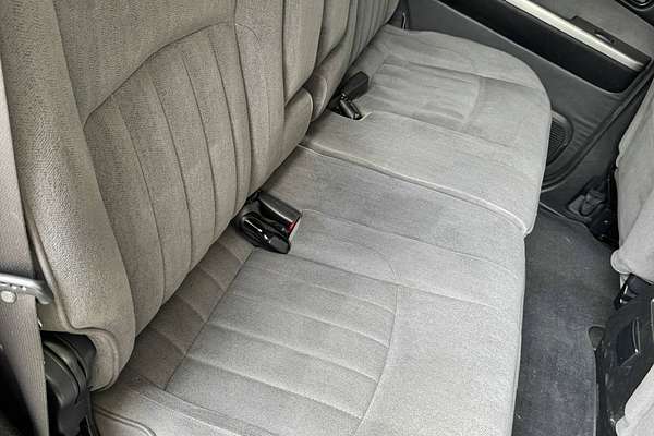 2012 Nissan Patrol ST GU 8