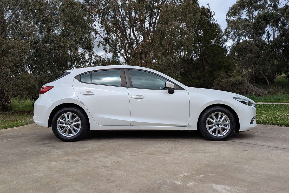 2018 Mazda 3 Neo Sport BN Series