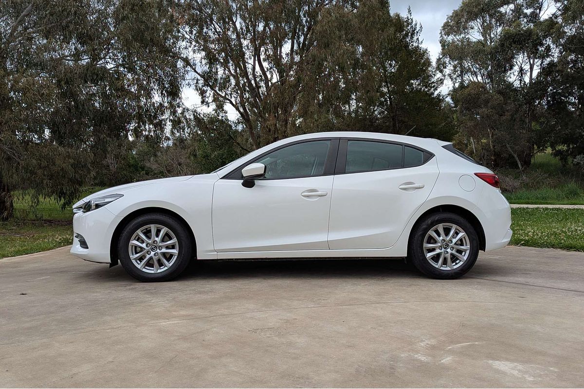 2018 Mazda 3 Neo Sport BN Series