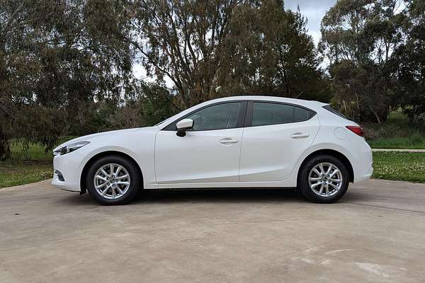 2018 Mazda 3 Neo Sport BN Series