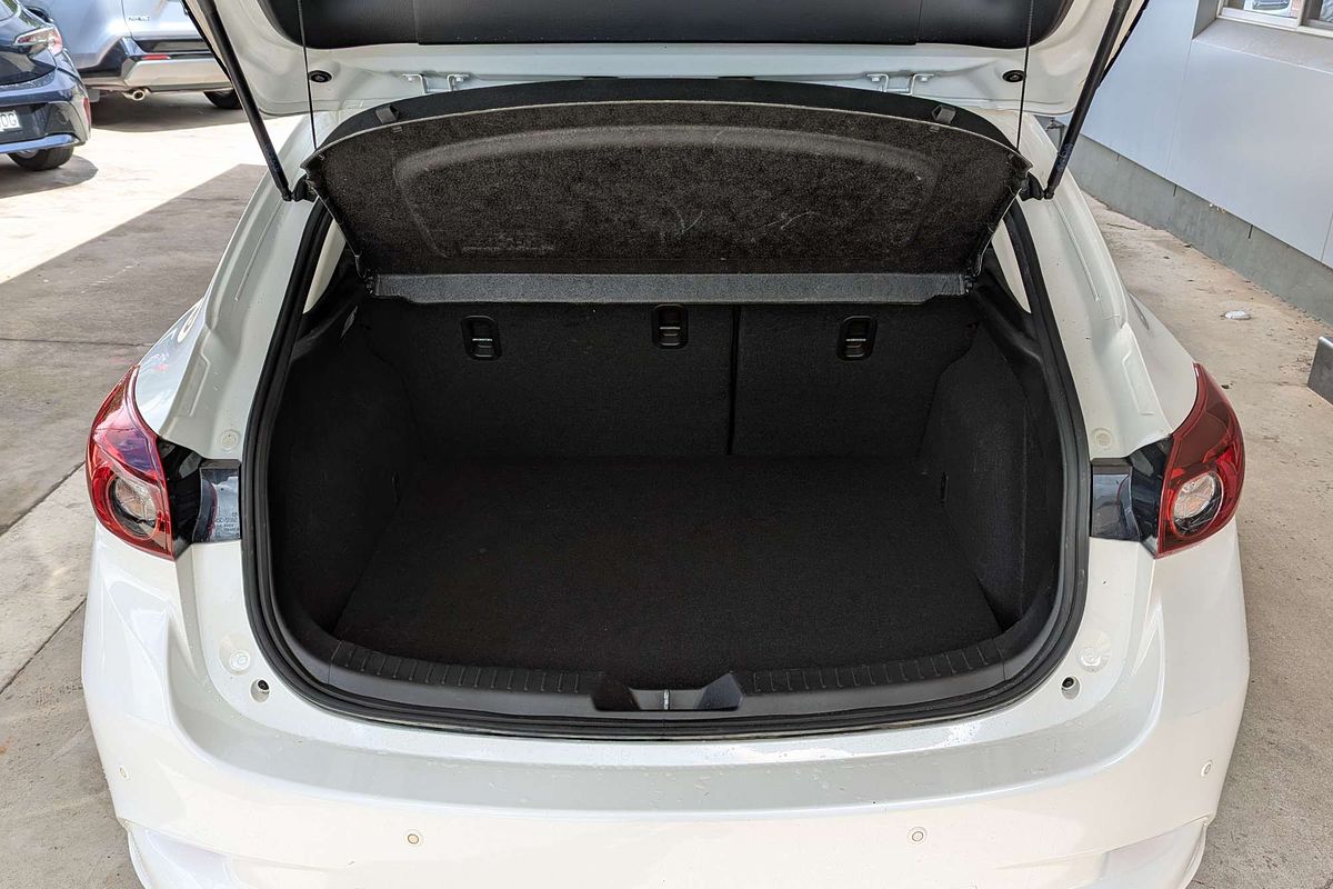 2018 Mazda 3 Neo Sport BN Series