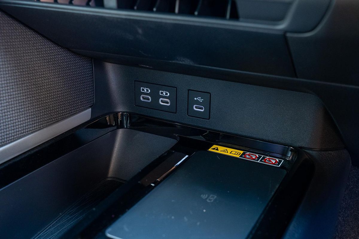 2025 Toyota Camry Ascent Sport AXVH80R