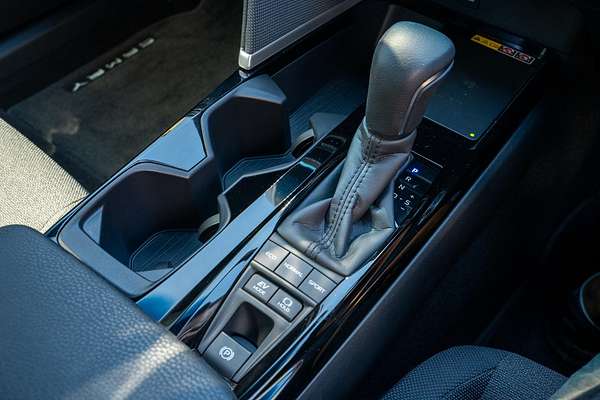 2025 Toyota Camry Ascent Sport AXVH80R