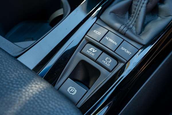 2025 Toyota Camry Ascent Sport AXVH80R