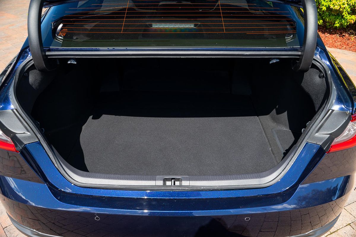 2025 Toyota Camry Ascent Sport AXVH80R