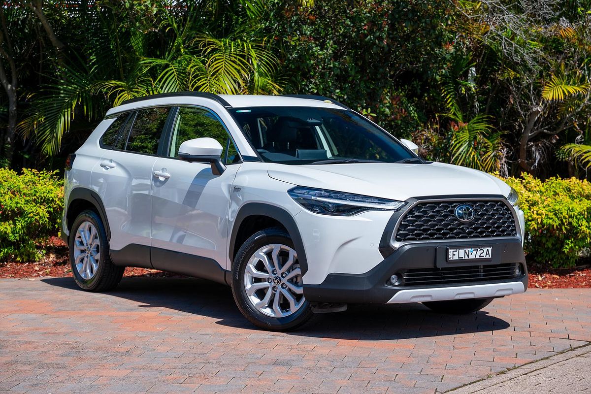2024 Toyota Corolla Cross GXL MXGH10R