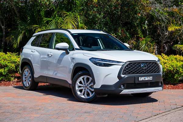 2024 Toyota Corolla Cross GXL MXGH10R