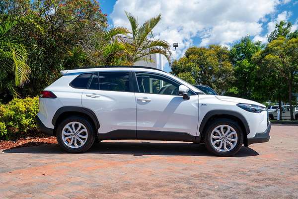 2024 Toyota Corolla Cross GXL MXGH10R